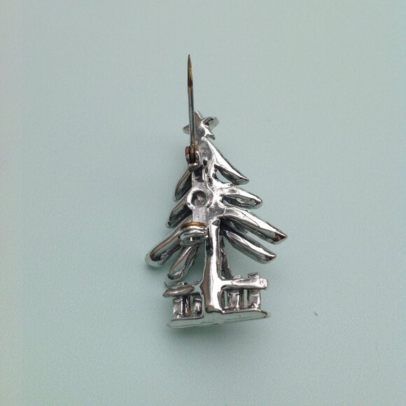 Sparkly Tinsely Silver Christmas Tree Brooch w Diamond and Emerald Cut Crystals - Picture 6 of 9